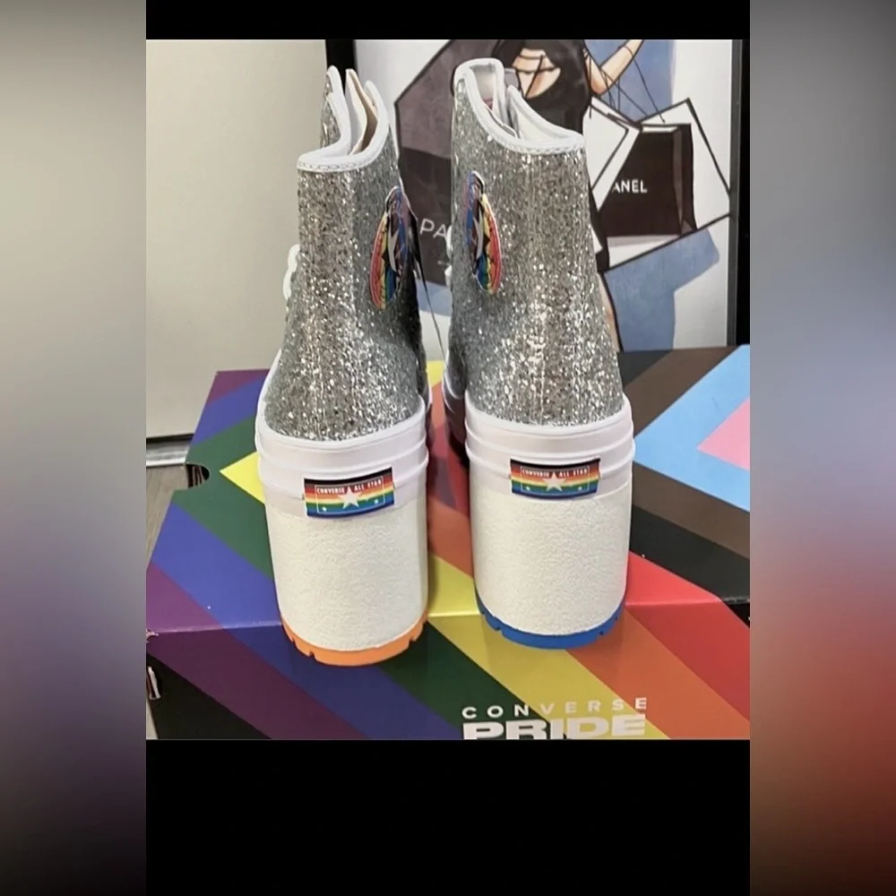 Converse Chuck 70 De Luxe Heel Pride High Top Silver Glitter Shoe Size 10.5 NWT